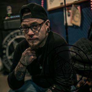 Meet your Posher, Mark